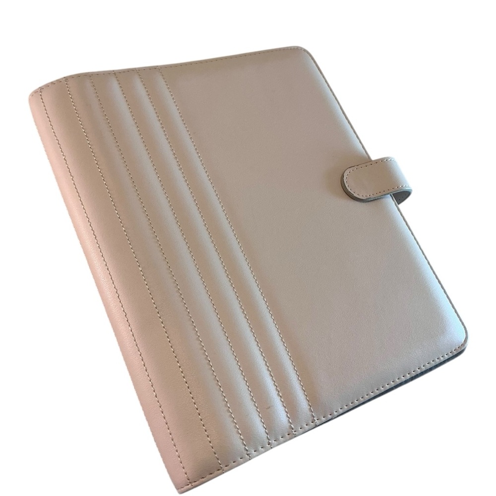 Kikki.k Planner A5 Blush Pink Quilted Vegan Rose Gold Ring Binder - Picture 3 of 12